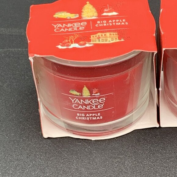 Yankee Candle Big Apple Christmas Candle Mini 1.3 oz Set of 2 - Picture 2 of 4